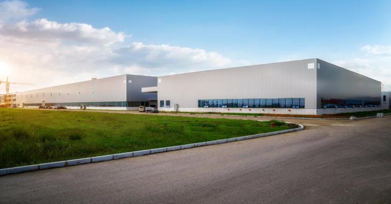 Hangar métallique à Seveux-Motey : guide complet pour choisir